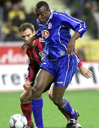 锁定埃斯波 锁定埃斯波