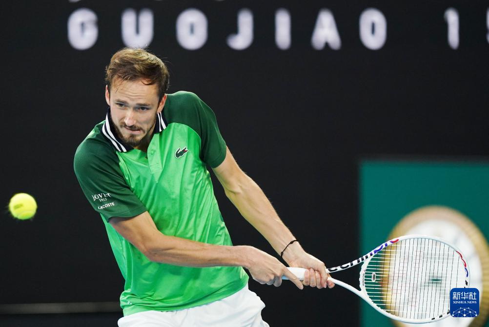 到他在多个 到他在多个